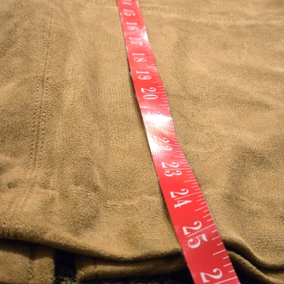 Liz Claiborne Tan Faux Suede Knee-Length Pencil Skirt Cargo Style Women size 10 - Picture 16 of 16